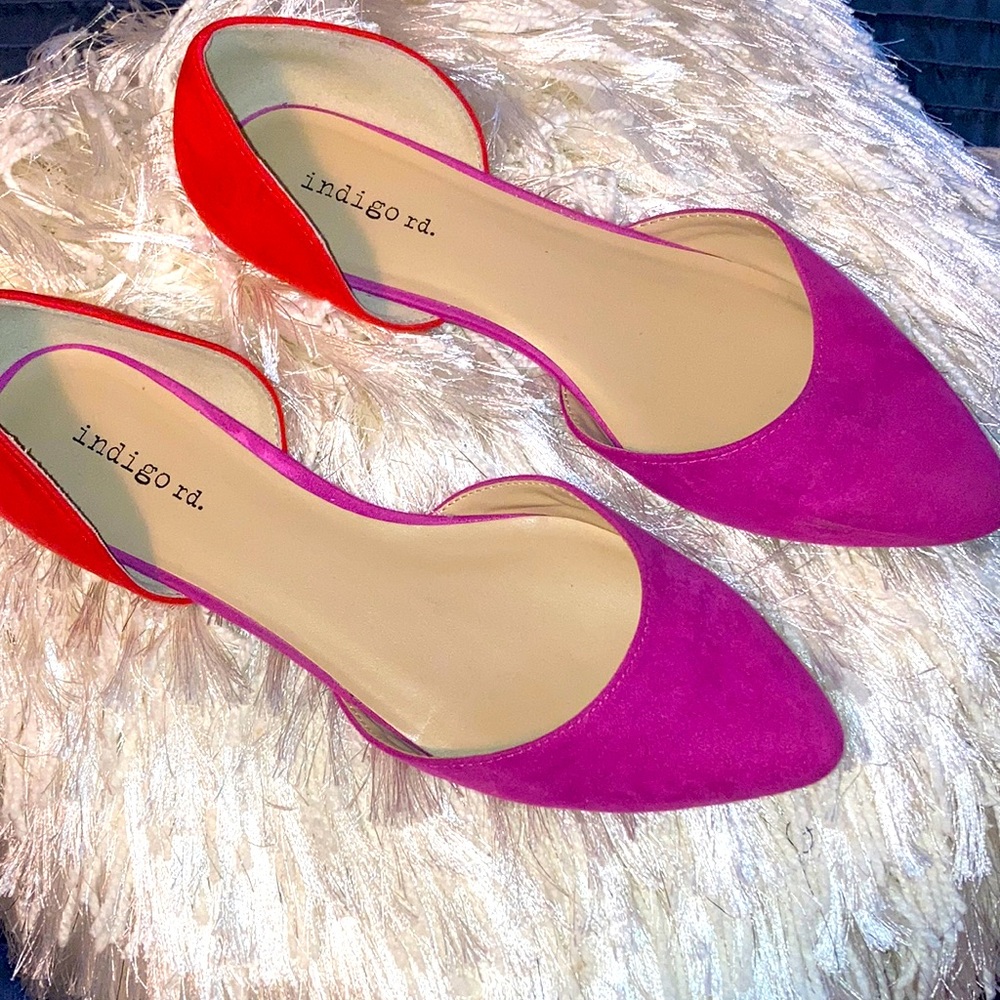 Pink, deep coral flats
